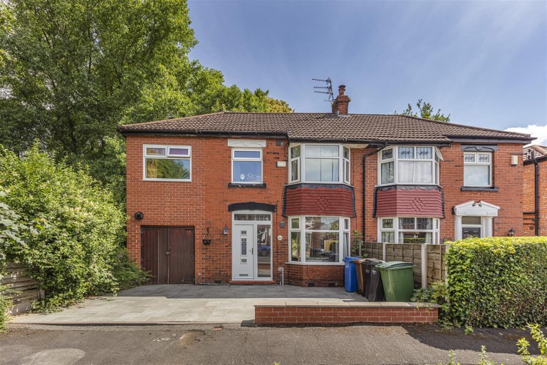 View Full Details for Emlyn Grove, Cheadle
