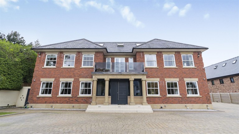 View Full Details for Barry Rise, Bowdon, Altrincham