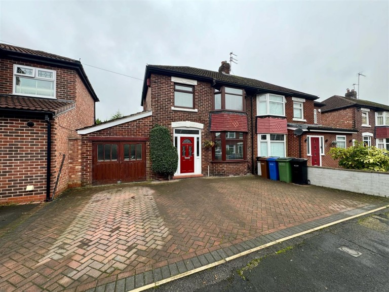 View Full Details for Emlyn Grove, Cheadle