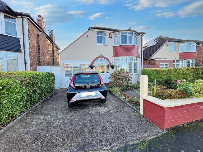 View Full Details for Clough Avenue, Sale