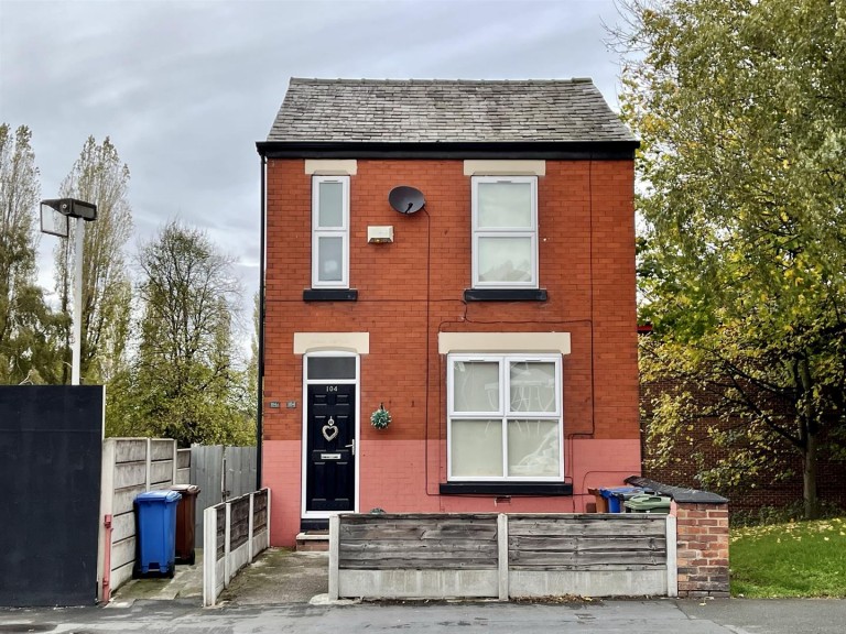 View Full Details for Stockport Road, Cheadle Heath, Stockport