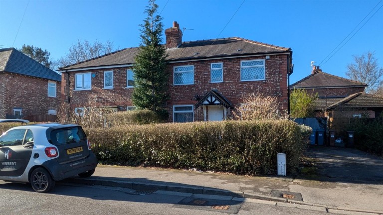 View Full Details for East Avenue, Heald Green, Cheadle