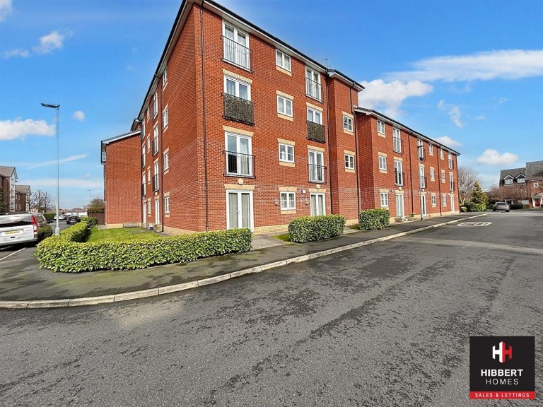 View Full Details for Lawnhurst Avenue, Wythenshawe, Manchester